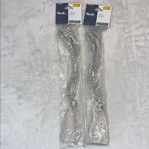 Silver Tassel Tiebacks